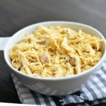 Pollo mostaza miel con tocineta